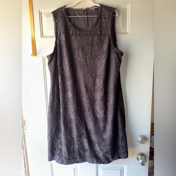 Karl Lagerfeld Paris black lace dress size 24W